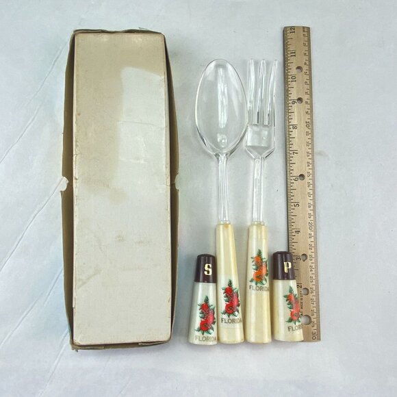 Vintage Mid Century Florida Souvenir Hostess Salad Salt Pepper Set - Picture 10 of 10